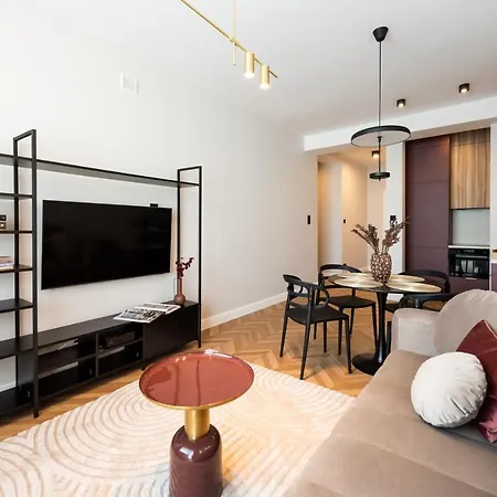 Apartman Remarkable Centre By Bookinghost *