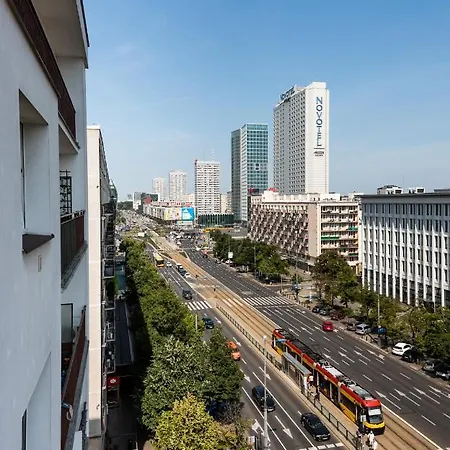 Remarkable Centre By Bookinghost * Warschau